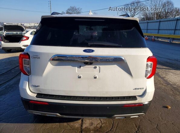1FMSK8DH2NGC03838 2022 FORD FORD EXPLORER Белый Вид сзади