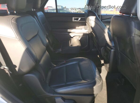 1FMSK8DH2NGC03838 2022 FORD FORD EXPLORER Белый Вид задней части салона
