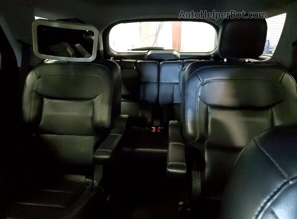 1FMSK8DH2NGC33146 2022 FORD FORD EXPLORER Серебряный Вид задних сидений