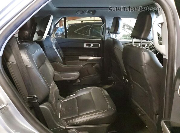 1FMSK8DH2NGC33146 2022 FORD FORD EXPLORER Серебряный Вид задней части салона