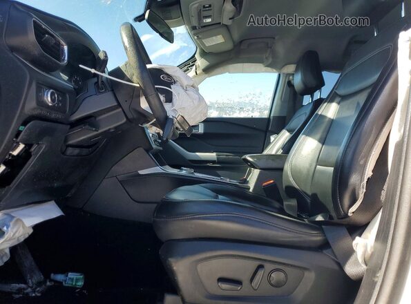 1FMSK8DH9MGA69750 2021 FORD FORD EXPLORER Белый Вид салона спереди