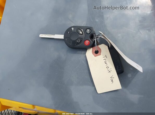 1FMZK1CM4HKA89380 2017 FORD TRANSIT-150 Серый Вид панели приборов