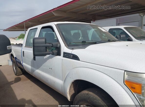 1FT7W2A61GEC91245 2016 FORD F-250 Белый Вид задней части салона