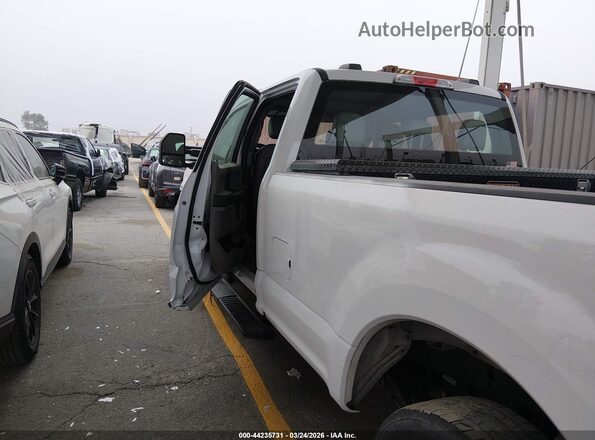 1FT7W2A66LEE10269 2020 FORD F-250 Белый Вид спереди