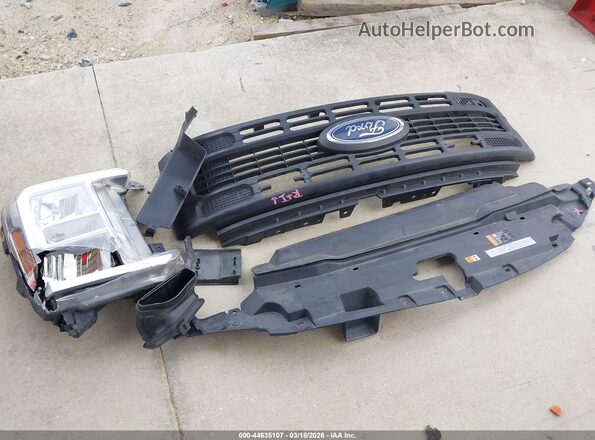 1FT7W2AA3SEC01462 2025 FORD F-250 White ხელსაწყოთა პანელის ხედი