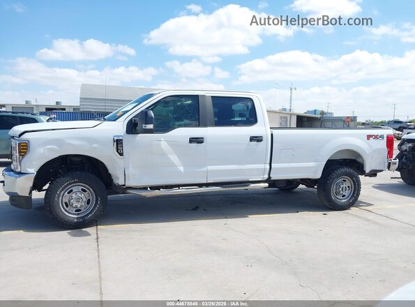 1FT7W2B60JEB73614 2018 FORD F-250 Белый Панорамный вид салона 360°