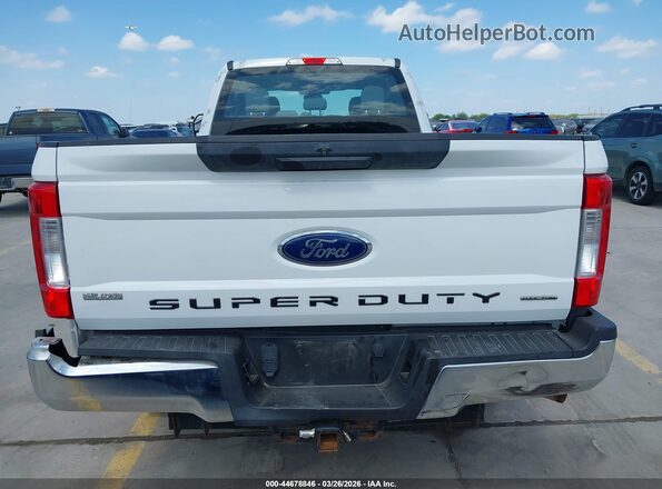 1FT7W2B60JEB73614 2018 FORD F-250 Белый 