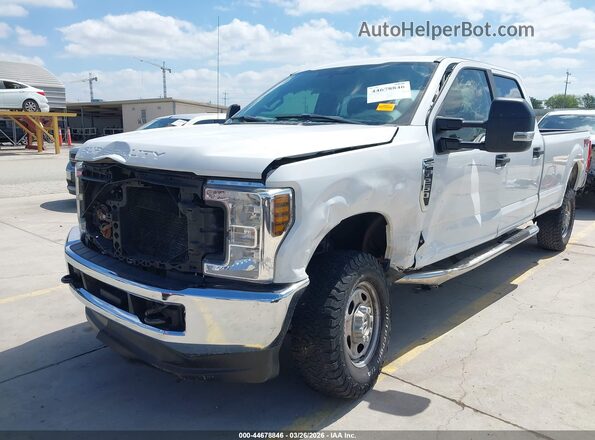 1FT7W2B60JEB73614 2018 FORD F-250 Белый Вид спереди