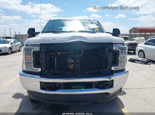 1FT7W2B60JEB73614 2018 FORD F-250 Белый Вид щитка приборов