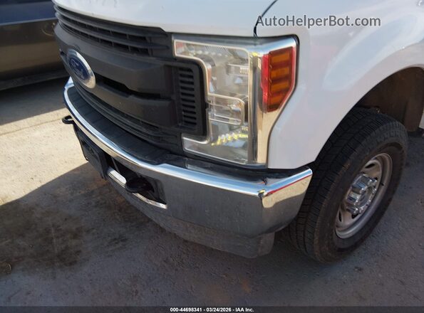 1FT7W2B64JEB39675 2018 FORD F-250 Белый Вид спереди