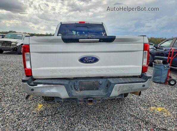 1FT7W2B64JEC75286 2018 FORD F250 Белый Вид сзади