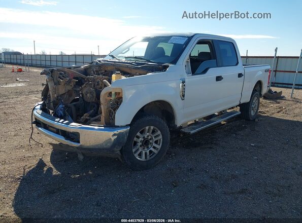 1FT7W2B64KED93128 2019 FORD F-250 White წინა მარცხენა ხედი სამი მეოთხედიდან