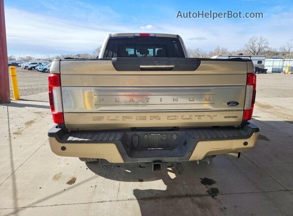 1FT7W2B65HEB40960 2017 FORD F250 Желто-коричневый Вид сзади