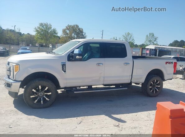 1FT7W2B65HEE53393 2017 FORD F-250 Белый Панорамный вид салона 360°