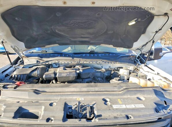 1FT7W2B65JEC04078 2018 FORD F250 White Widok wnętrza z tyłu