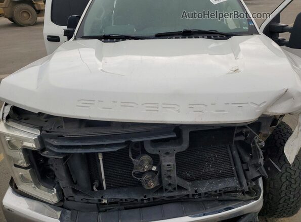 1FT7W2B67JEB72718 2018 FORD F250 Белый Вид задней части салона
