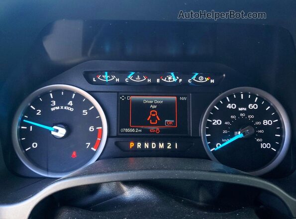 1FT7W2B69KEE96285 2019 FORD F250 Красный Вид щитка приборов