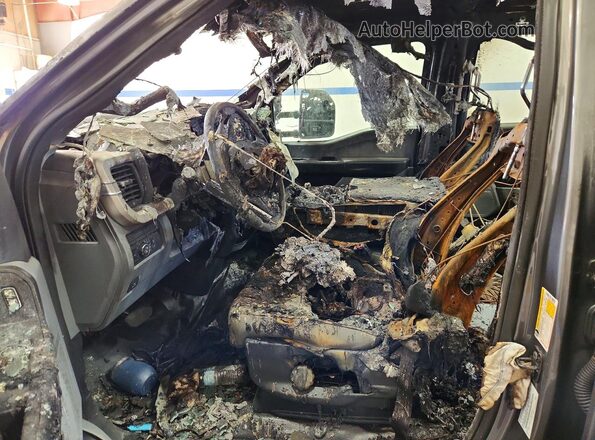 1FT7W2BA2TEC06040 2026 FORD F250 Burn Widok wnętrza z przodu