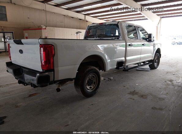 1FT7W2BA3REE02464 2024 FORD F-250 Белый Задняя правая четверть