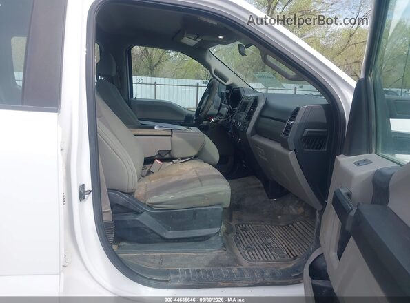 1FT7W2BT0HED60092 2017 FORD F-250 Белый Вид салона спереди