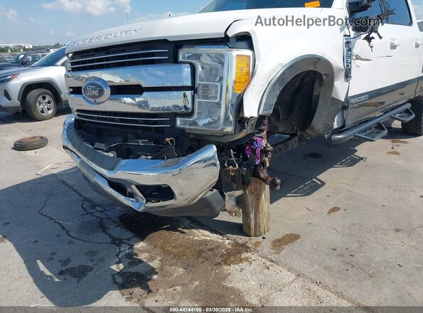 1FT7W2BT0HEE00932 2017 FORD F-250 White Vista frontal