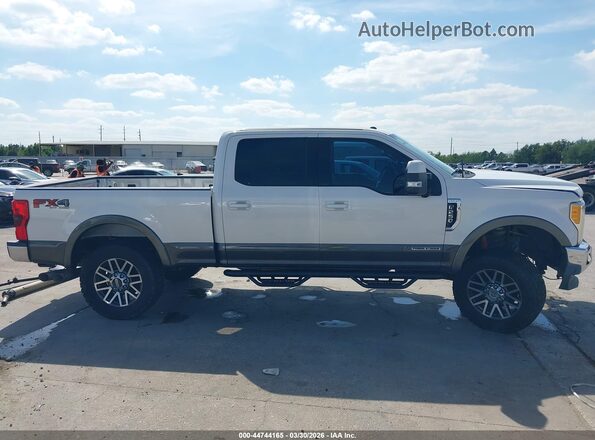1FT7W2BT0HEE00932 2017 FORD F-250 White Vista interior de 360 grados