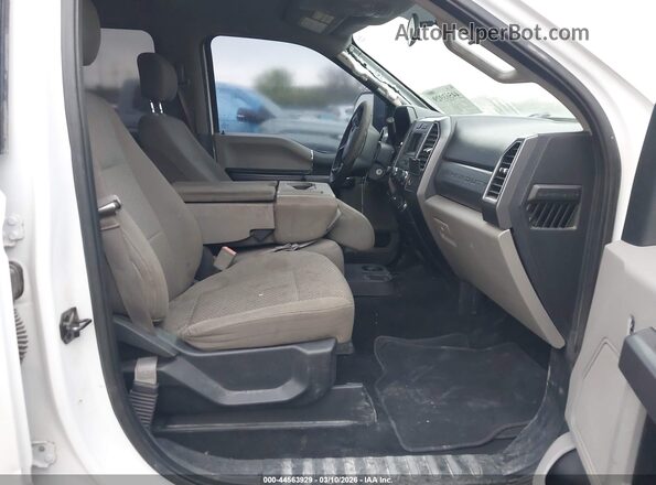 1FT7W2BT1KEC24769 2019 FORD F-250 Белый Вид салона спереди