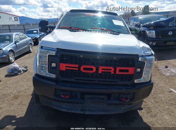 1FT7W2BT2JEB72177 2018 FORD F-250 Белый Вид задней части салона