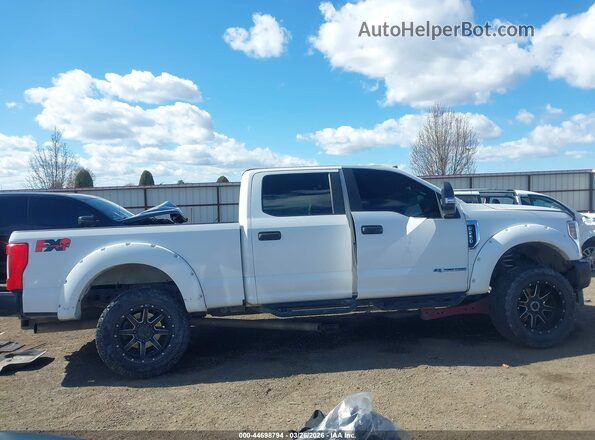 1FT7W2BT2JEB72177 2018 FORD F-250 Белый Панорамный вид салона 360°