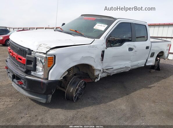 1FT7W2BT2JEB72177 2018 FORD F-250 Белый Передняя левая четверть