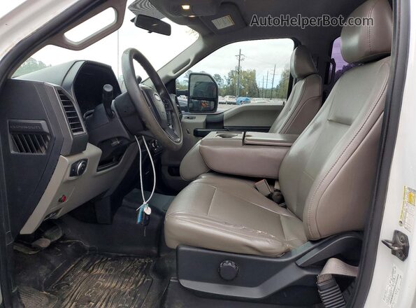 1FT7W2BT4JEB50245 2018 FORD F250 White Вид салону спереду