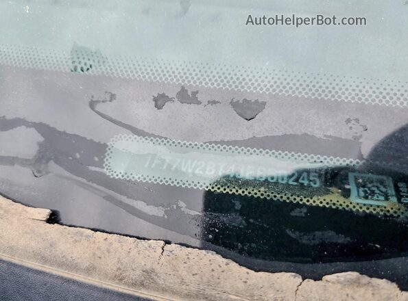 1FT7W2BT4JEB50245 2018 FORD F250 White Вид підкапотного простору