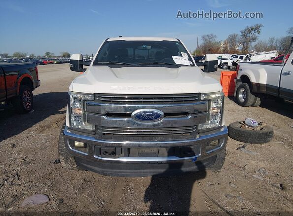 1FT7W2BT6HEE94654 2017 FORD F-250 Белый Вид щитка приборов