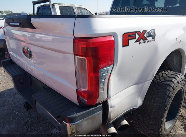 1FT7W2BT6HEE94654 2017 FORD F-250 Белый 