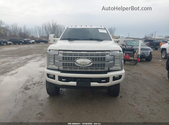 1FT7W2BT7HEC46624 2017 FORD F-250 Белый Вид задней части салона