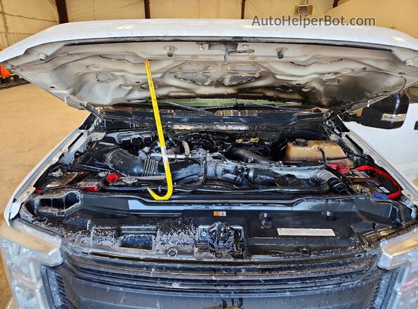 1FT7W2BT9JEB28497 2018 FORD F250 Белый Вид задней части салона