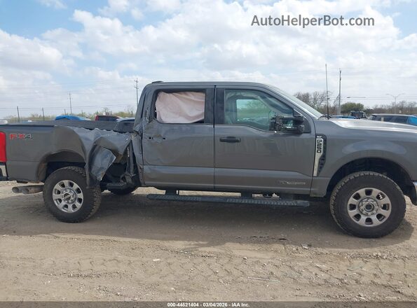 1FT7W2BTXRED57718 2024 FORD F-250 Gray Rear interior view