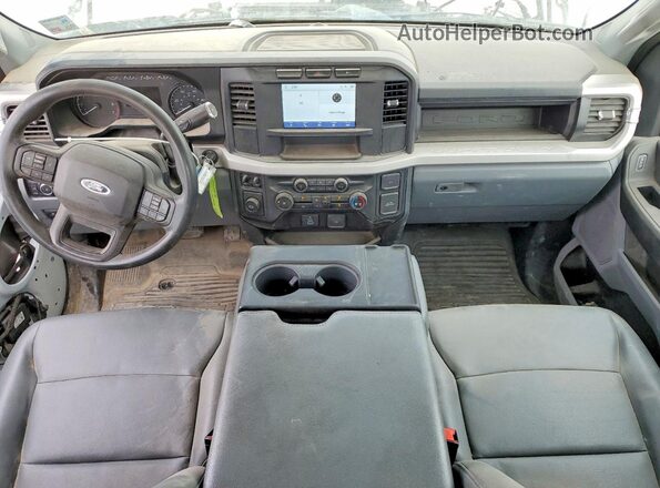 1FT7X2AA1PEC54018 2023 FORD F250 Белый Вид панели приборов