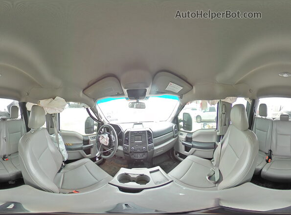 1FT7X2B63JEB34061 2018 FORD F250 White Widok naklejki z numerem VIN