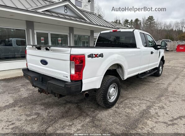 1FT7X2B64JEB92311 2018 FORD F-250 Белый Задняя правая четверть