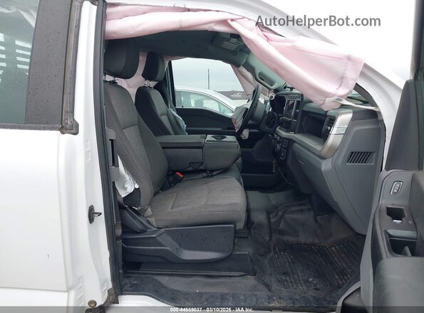 1FT7X2BAXPEC70541 2023 FORD F-250 Белый Вид салона спереди