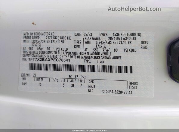 1FT7X2BAXPEC70541 2023 FORD F-250 Белый Вид подкапотного пространства