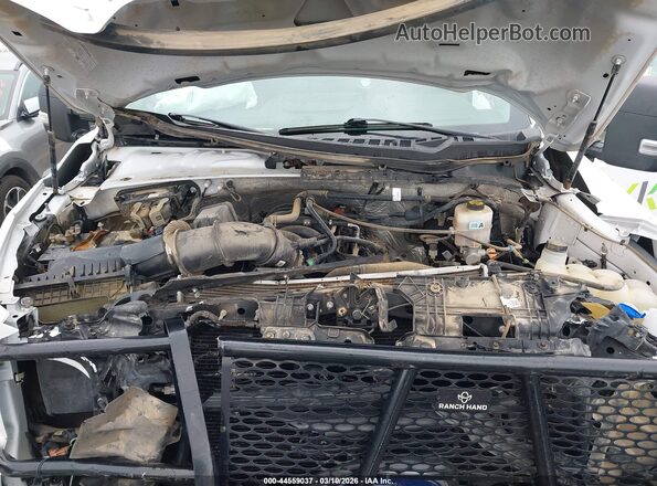 1FT7X2BAXPEC70541 2023 FORD F-250 Белый Вид сзади