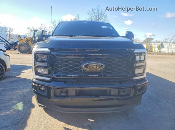 1FT8W2BT8SEC13563 2025 FORD F250 Black Widok z przodu