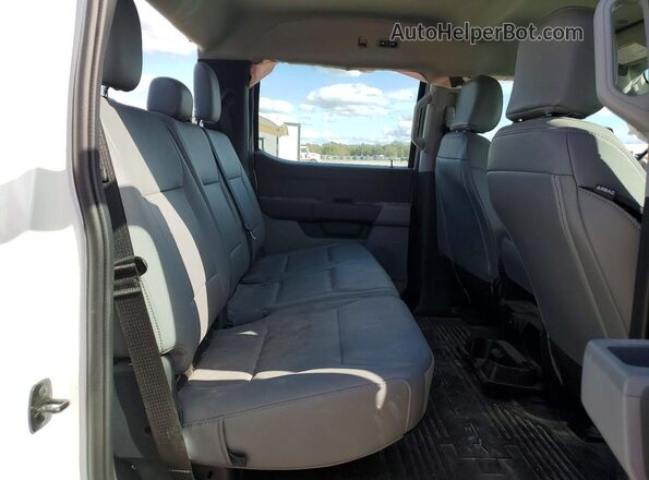1FT8W4DMXSED38629 2025 FORD F450 Белый Вид задних сидений