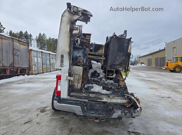 1FT8X3DT8JEB14143 2018 FORD F350 Пожар Вид сзади