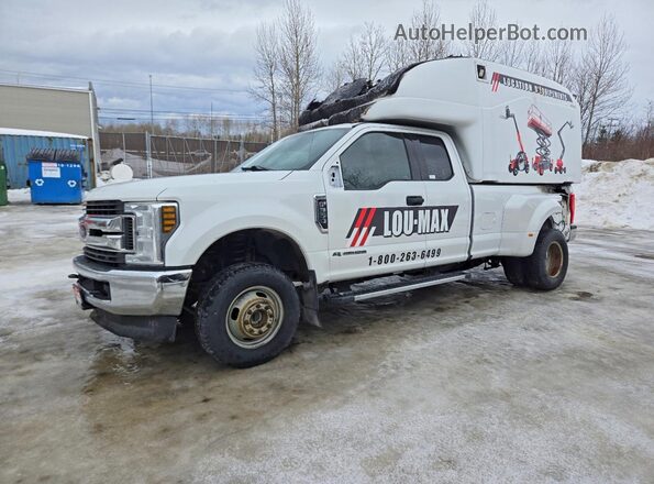 1FT8X3DT8JEB14143 2018 FORD F350 Пожар Передняя левая четверть