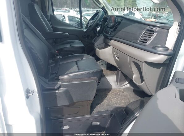 1FTBF1Y89RKB58605 2024 FORD TRANSIT-350 Белый Вид салона спереди