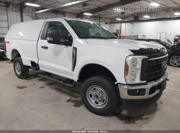 1FTBF2BA4REF28309 2024 FORD F-250 Белый Передняя правая четверть
