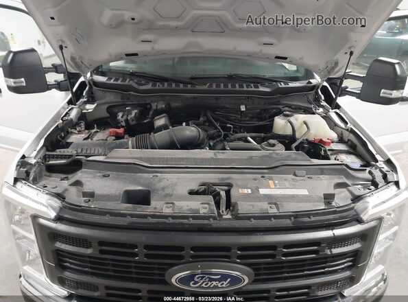 1FTBF2BA4REF28309 2024 FORD F-250 Белый Вид сзади